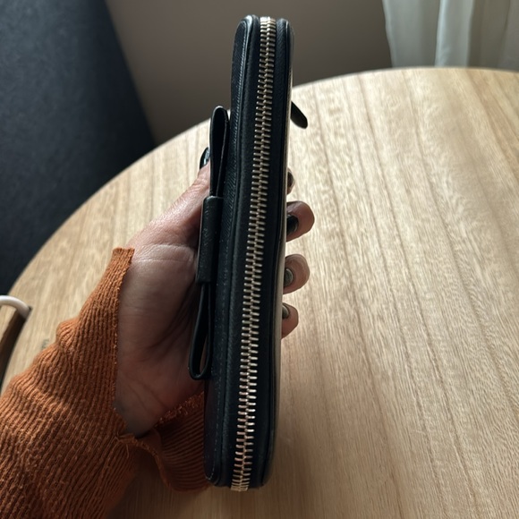 Prada Saffiano Learher Bow Zip Wallet - Picture 6 of 11